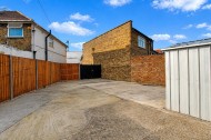 Images for Ash Grove, Heston, TW5