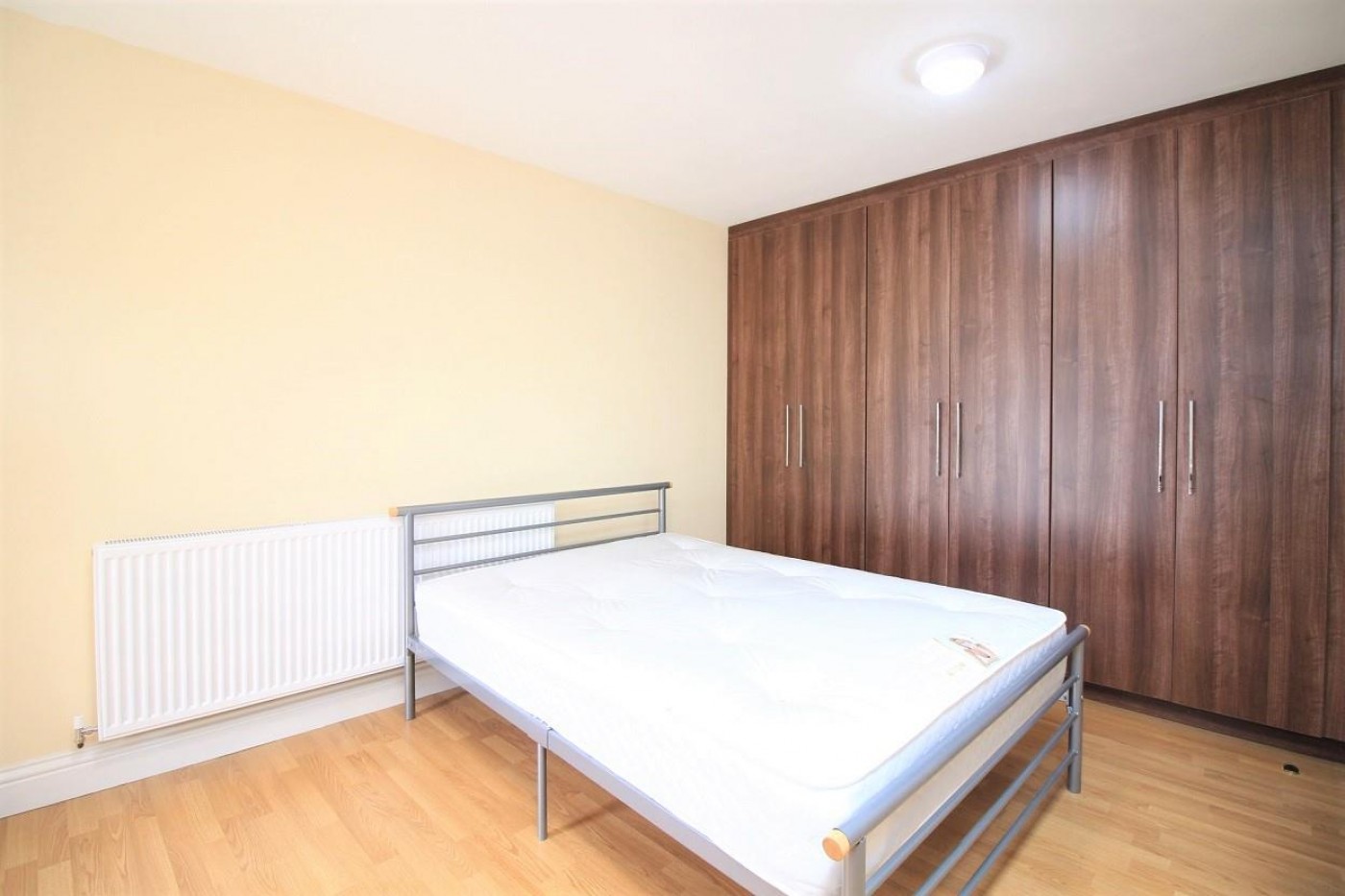 Heston Road, Heston, TW5, Apartment