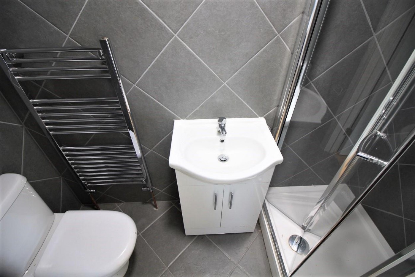 Heston Road, Heston, TW5, Apartment