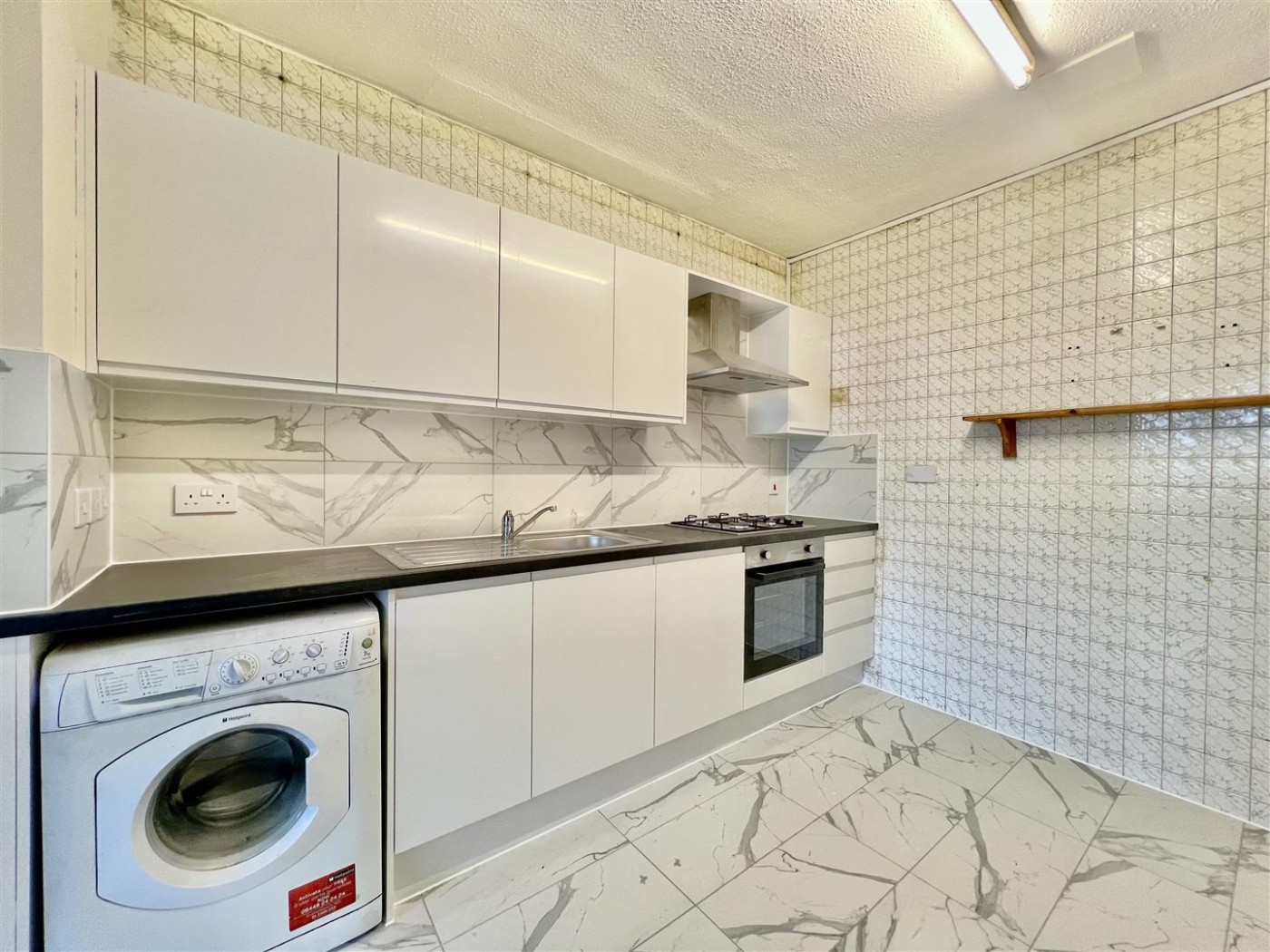 Images for Parkfield Parade, High Street, Feltham. TW13