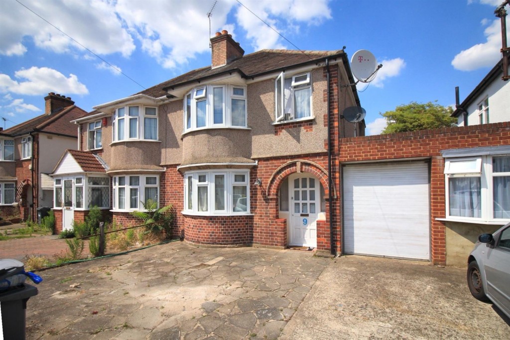 Eton Avenue, Heston, TW5, 4 bedroom, House SemiDetached