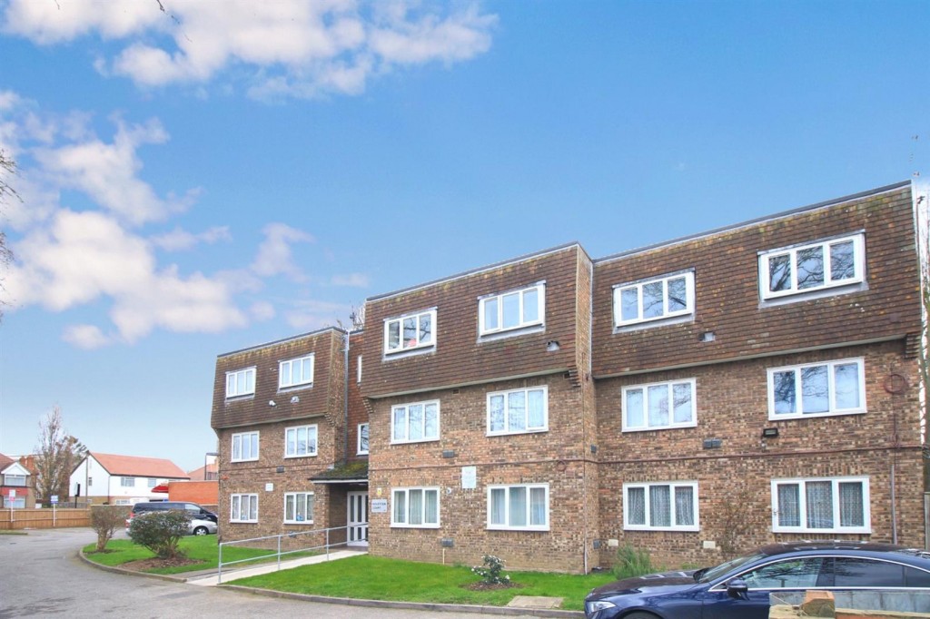 Houstoun Court, Vicarage Farm Road, Heston, TW5, 1 bedroom, Apartment