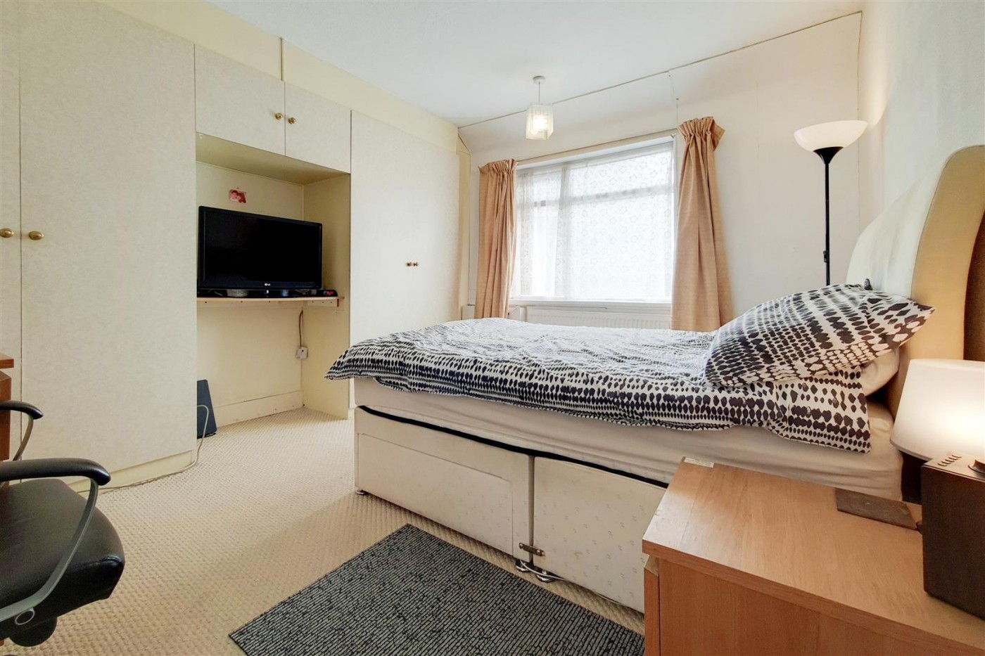 Images for Hinton Avenue, Hounslow, TW4