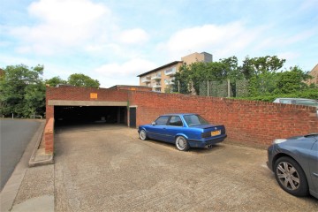 image of Garage 69, Memorial Close