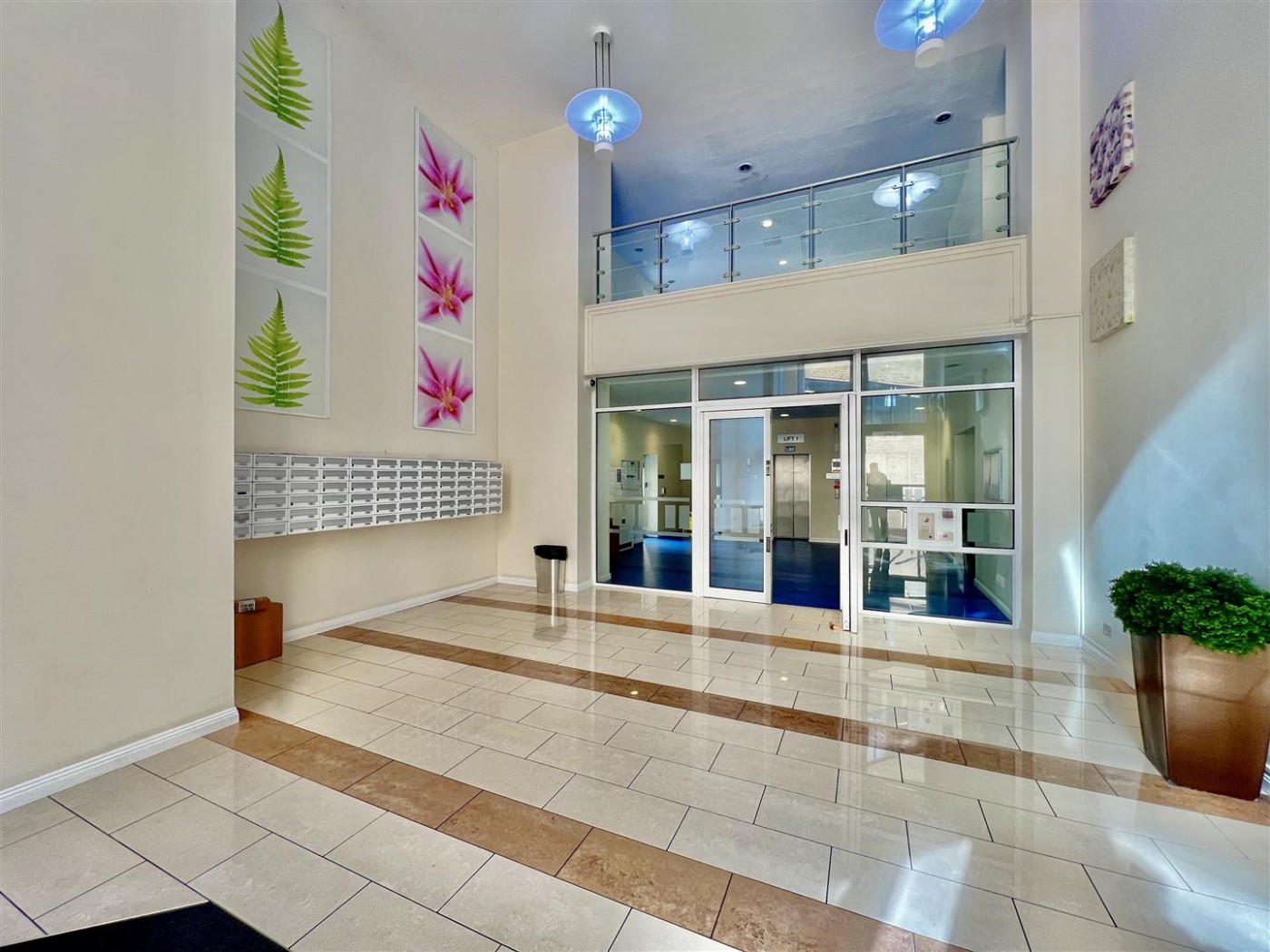 Images for Hamlyn House, High Street, Feltham, TW13