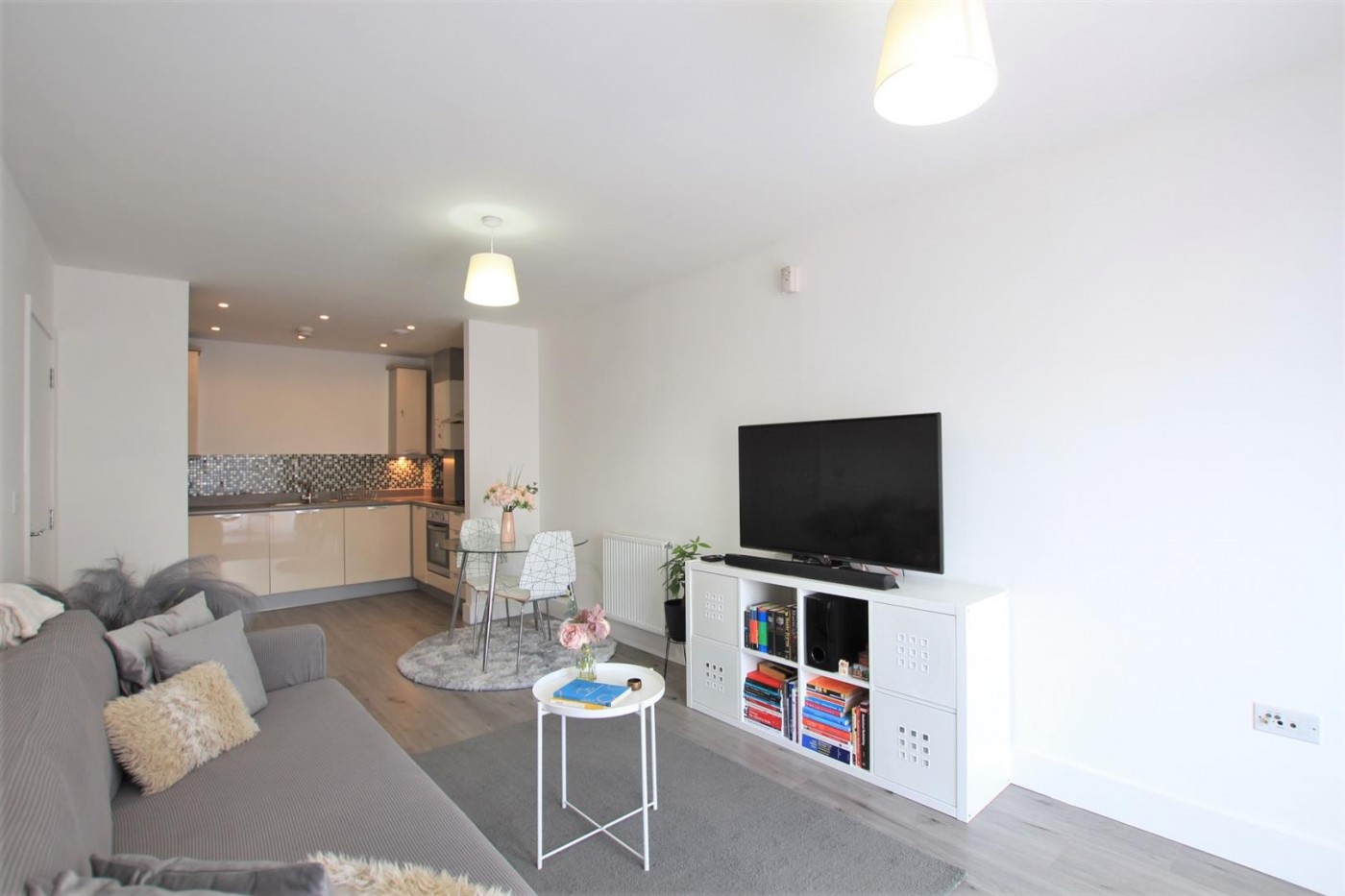 Images for Featherstone Court, Featherstone Road, Southall, UB2