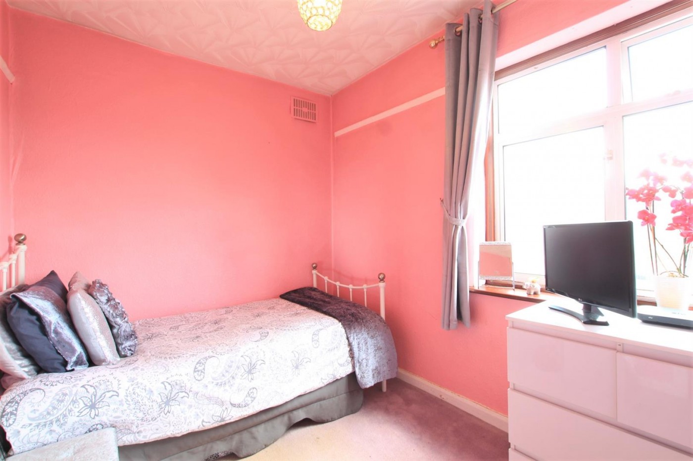 Images for Great West Road, Hounslow, TW5
