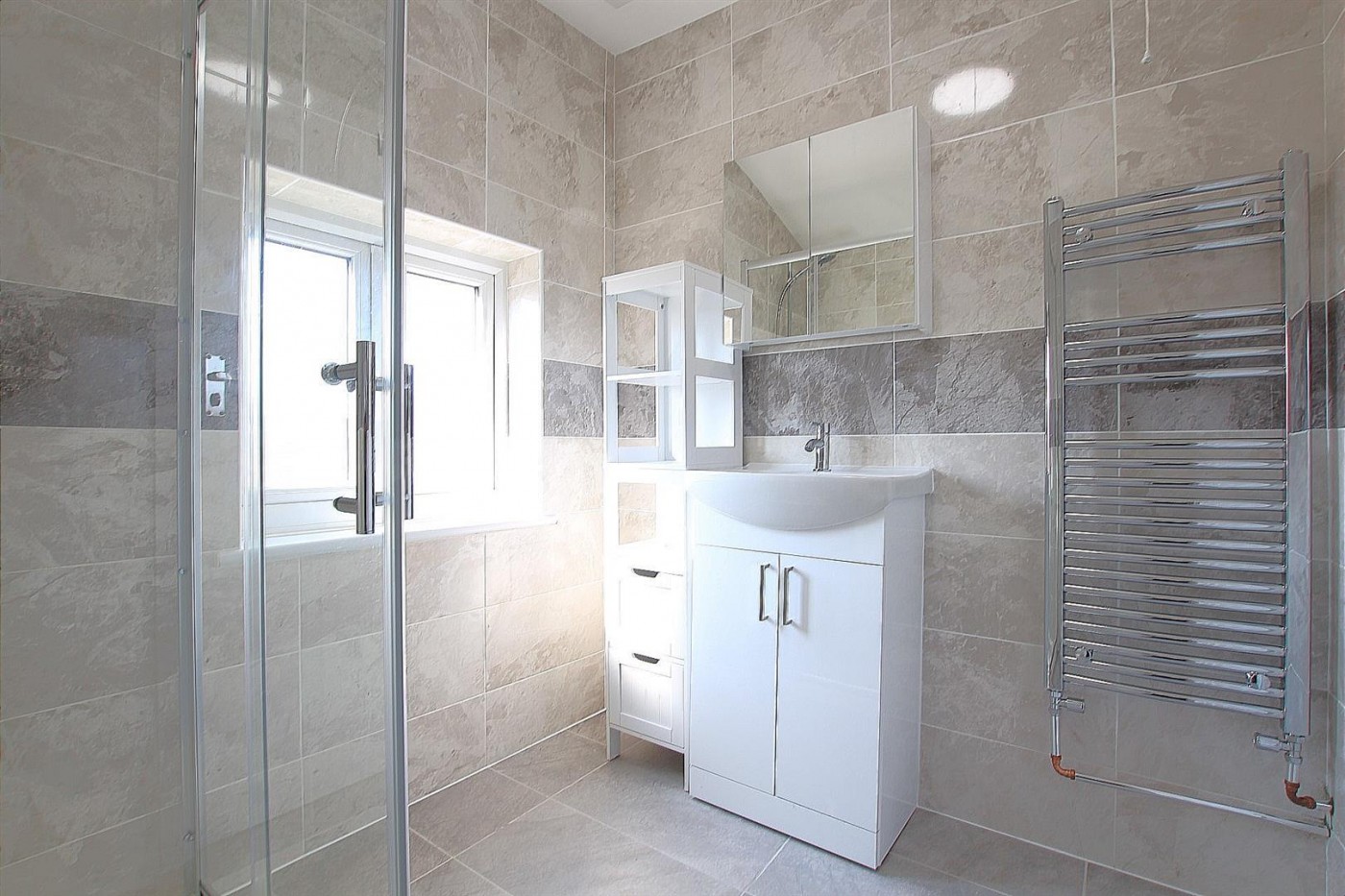 Images for Bath Road, Hounslow, TW5