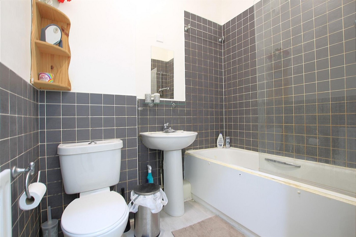 Images for Hamilton Court, Hanworth Road, Hounslow, TW3