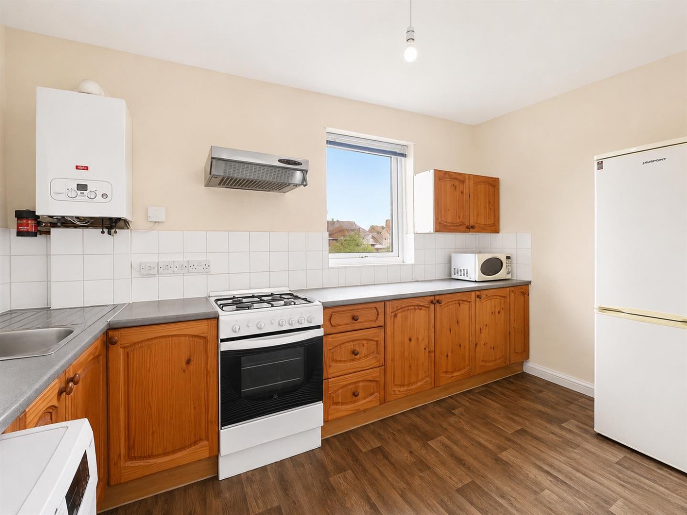 Images for Vicarage Farm Road , Heston, TW5