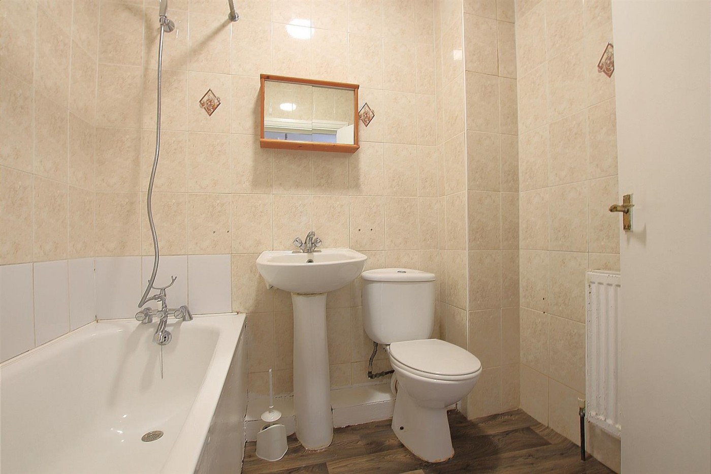 Images for Vicarage Farm Road , Heston, TW5