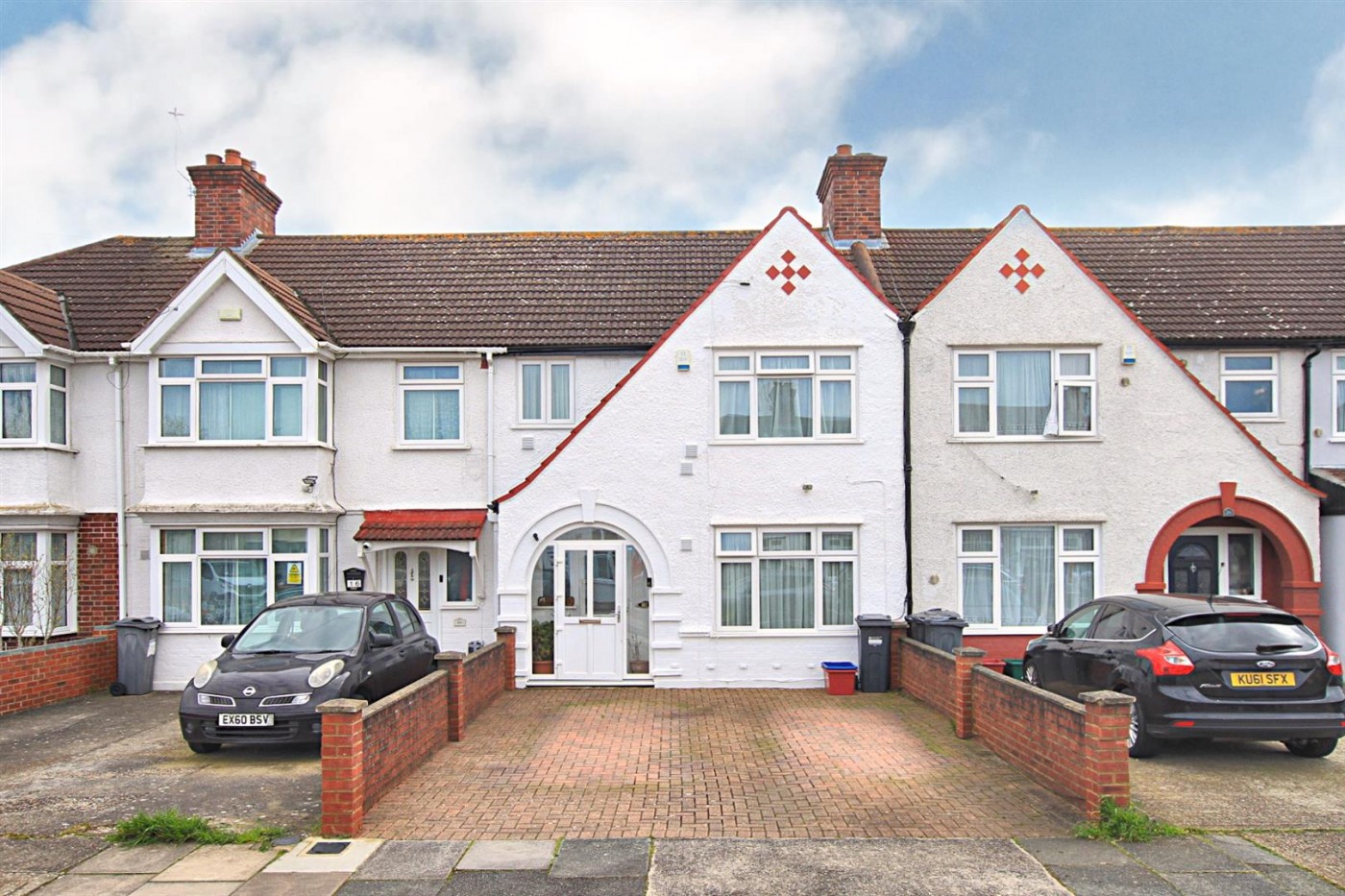 Images for Clevedon Gardens, Cranford, TW5