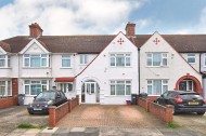 Images for Clevedon Gardens, Cranford, TW5