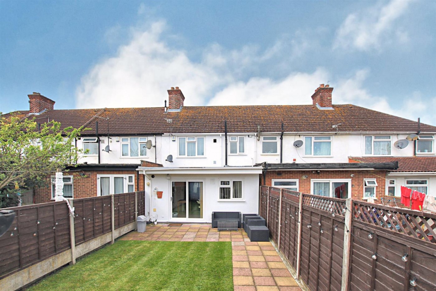 Images for Clevedon Gardens, Cranford, TW5