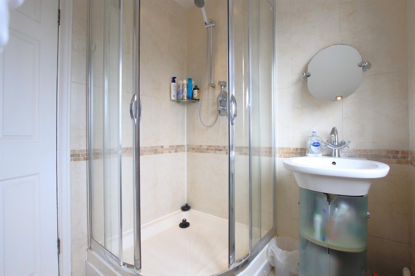 Images for Clevedon Gardens, Cranford, TW5