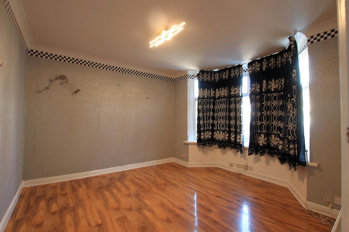 Images for Beaconsfield Road, Southall, UB1