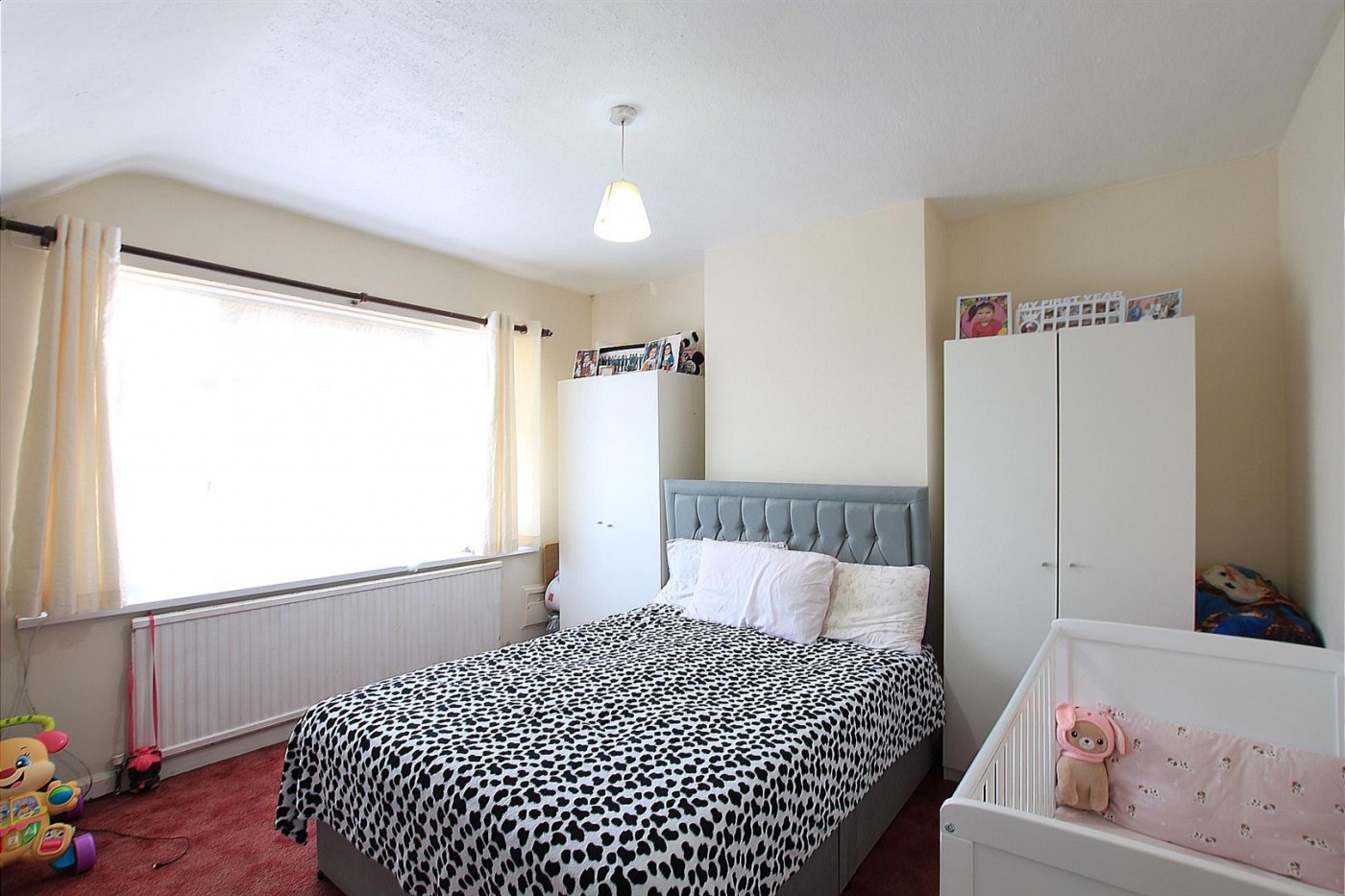 Images for St. Leonards Gardens, Heston, TW5