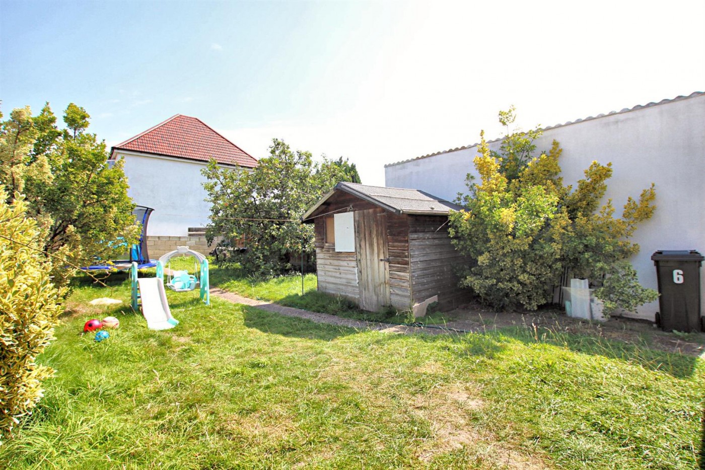 Images for St. Leonards Gardens, Heston, TW5