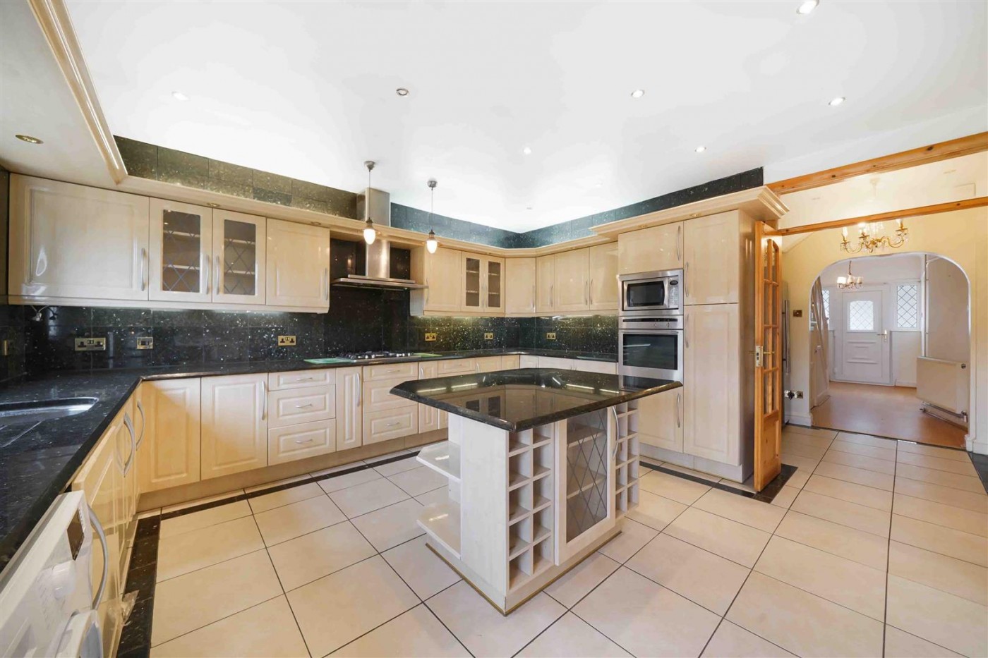 Images for Burns Way, Heston, TW5
