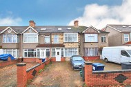 Images for Greenland Crescent, Southall, UB2