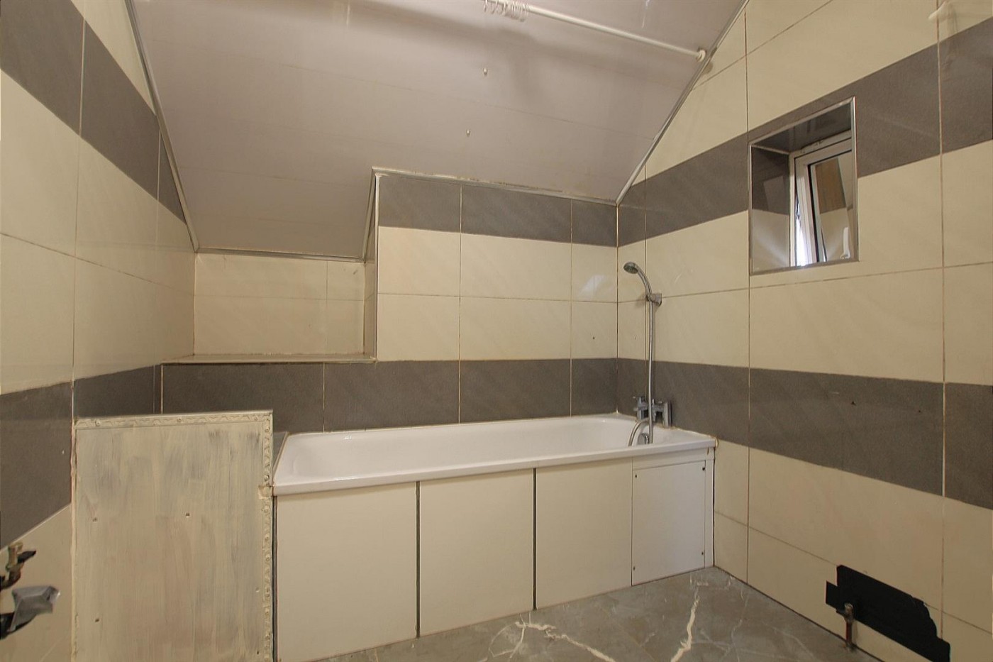 Images for Bankside, Southall, UB1