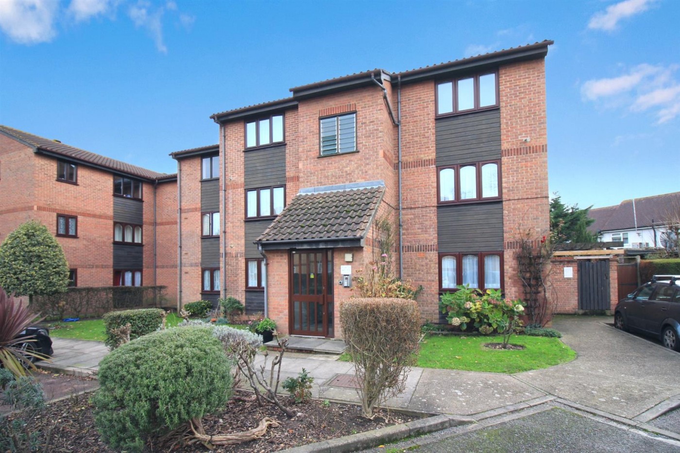 Images for Harewood Terrace, Norwood Green, UB2