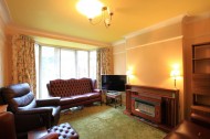 Images for Avenue Gardens, Cranford, TW5