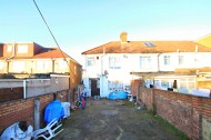 Images for Greenland Crescent, Southall, UB2