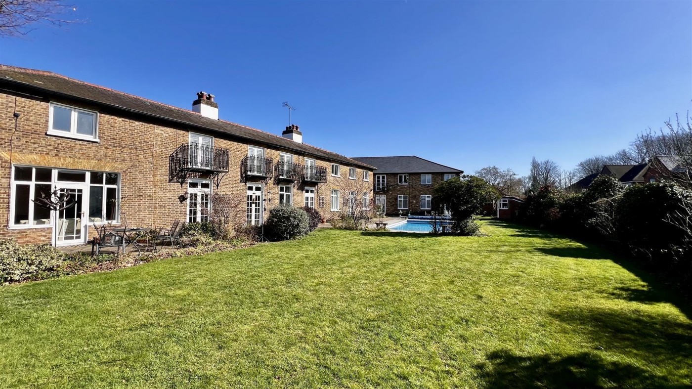 Images for Vine Cottage, Tentelow Lane, Norwood Green, UB2