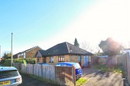 Images for Sonia Gardens, Heston, TW5