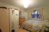 Images for Sonia Gardens, Heston, TW5
