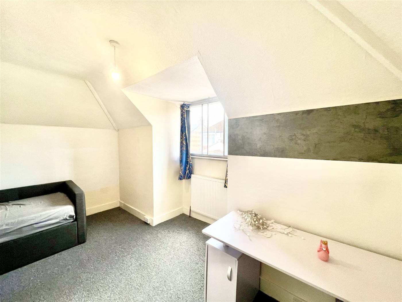 Images for Sunnycroft Road, Hounslow, TW3
