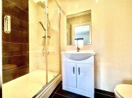 Images for Kavan Gardens, Cranford, TW5