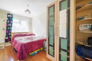 Images for Beechcroft Close, Heston, TW5