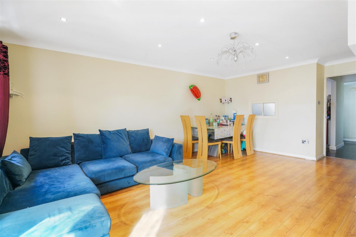 Images for Beechcroft Close, Heston, TW5