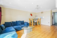 Images for Beechcroft Close, Heston, TW5