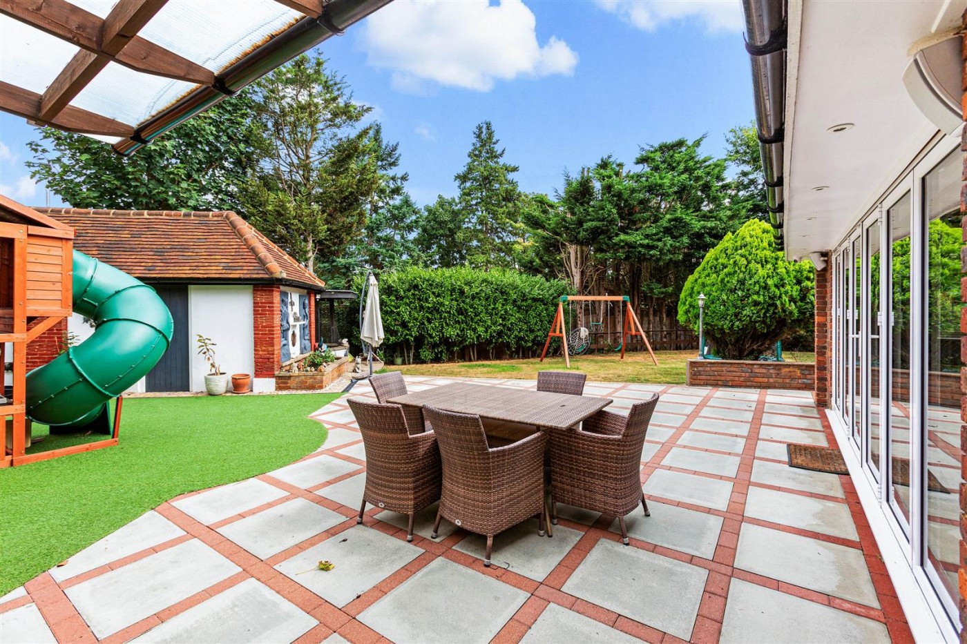 Images for Parkfield, Chorleywood, WD3