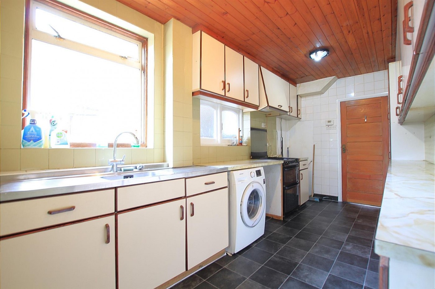 Images for Burns Way, Hounslow, TW5