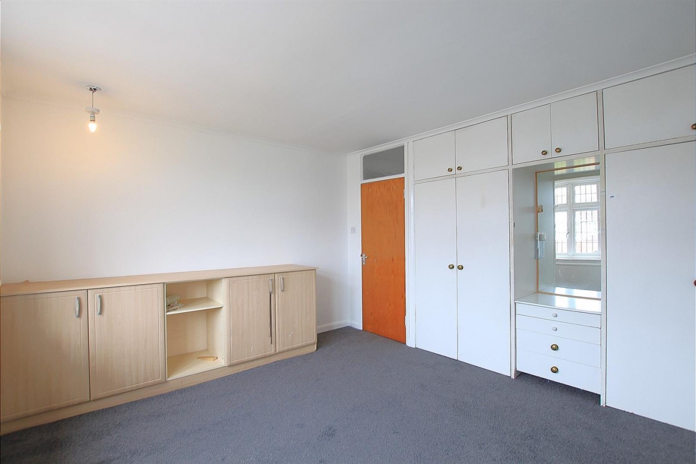 Images for Burns Way, Hounslow, TW5