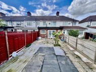 Images for Clevedon Gardens, Cranford, TW5