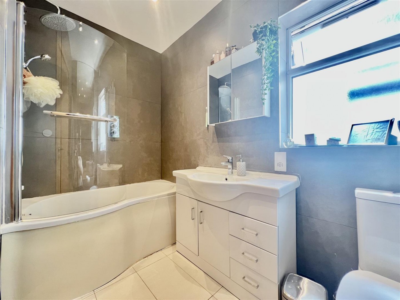 Images for Thorncliffe Road, Norwood Green, UB2