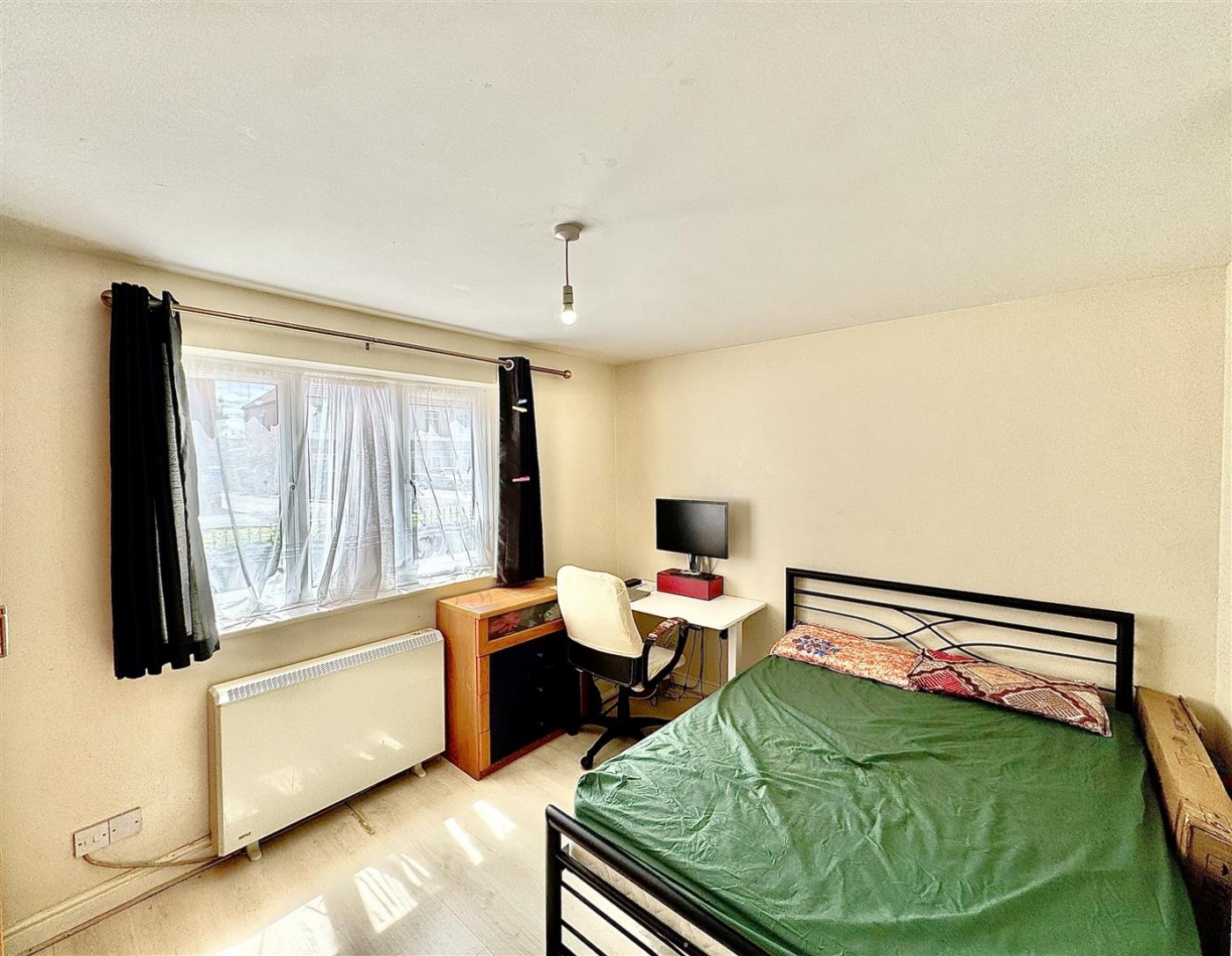 Images for Tudor Place, London Road, Hounslow, TW3