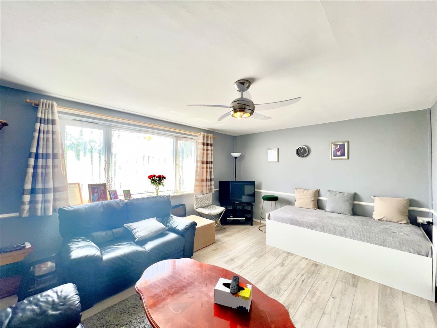 Images for Harlech Gardens, Heston, TW5