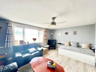 Images for Harlech Gardens, Heston, TW5
