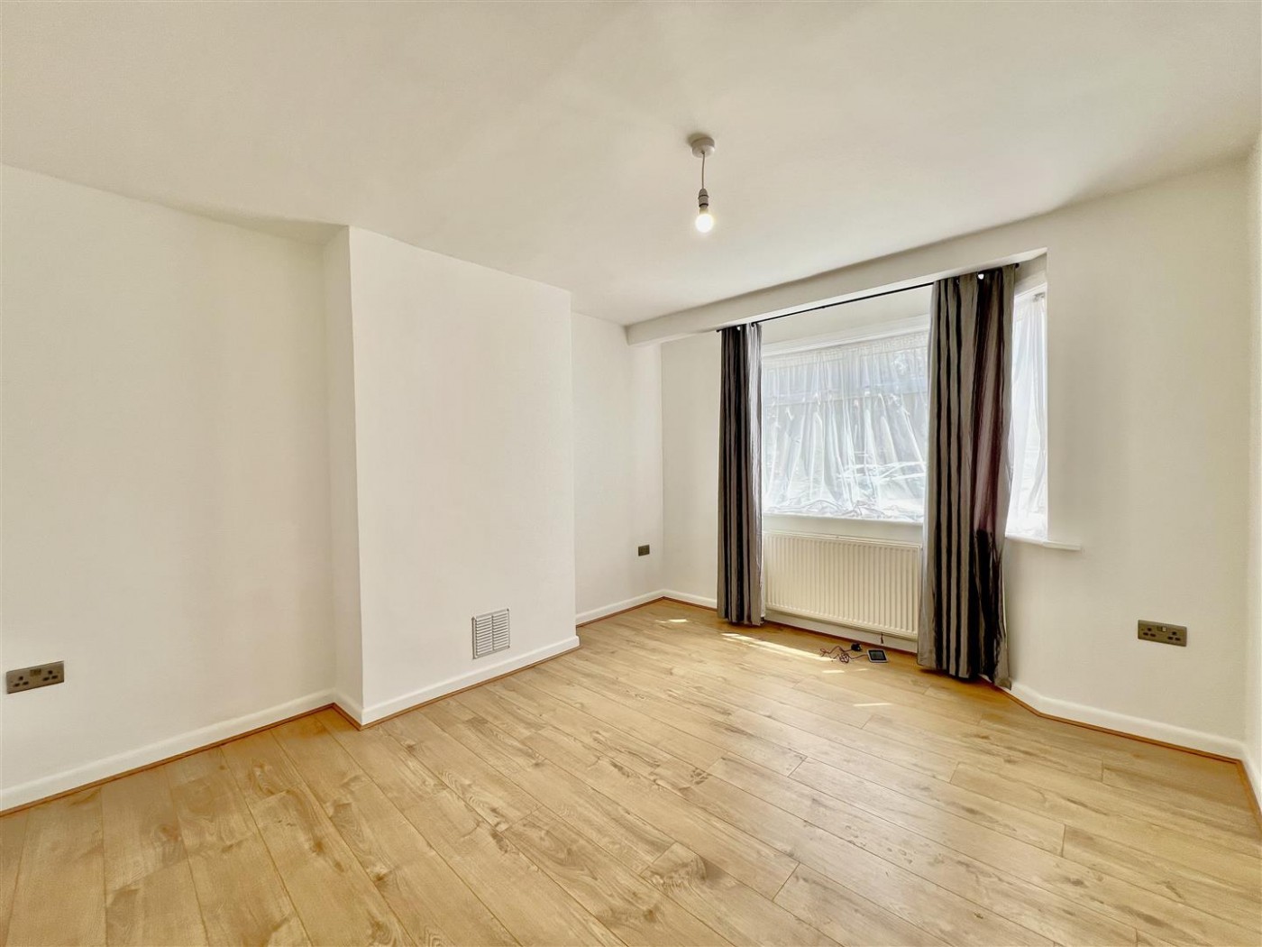 Images for Elmcroft Close, Feltham, TW14