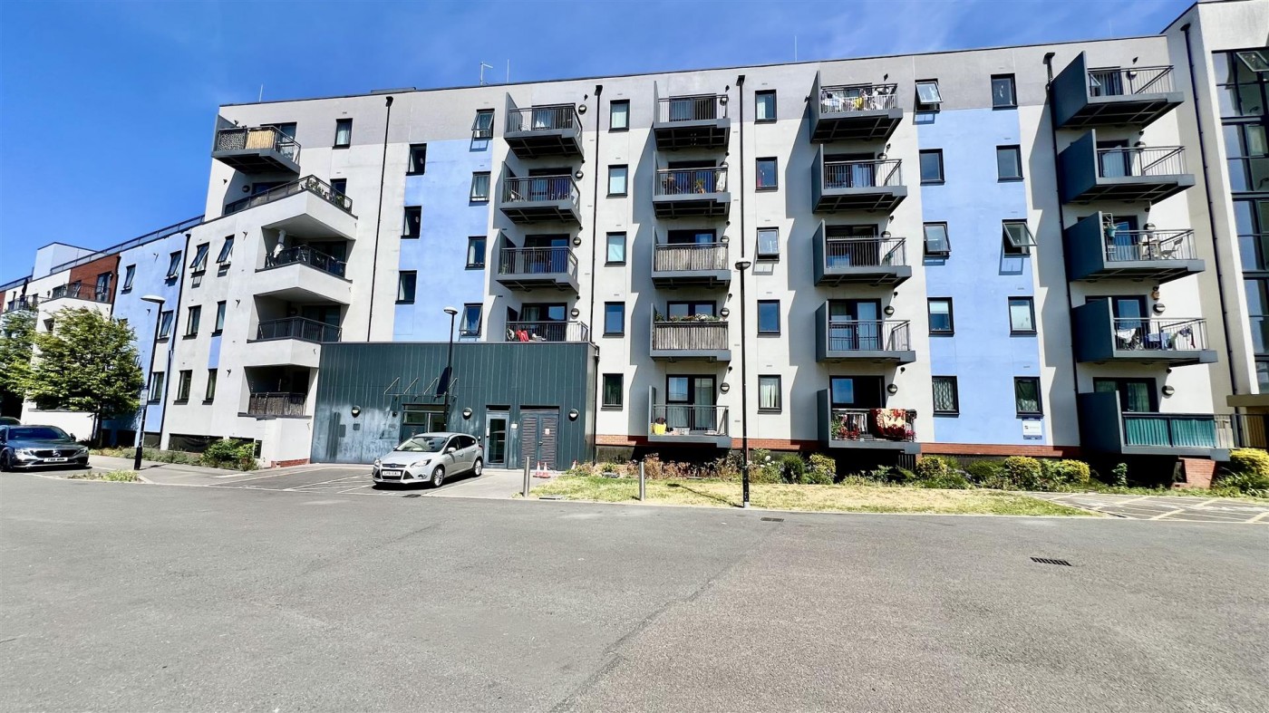 Images for Salisbury Road, Southall, UB2