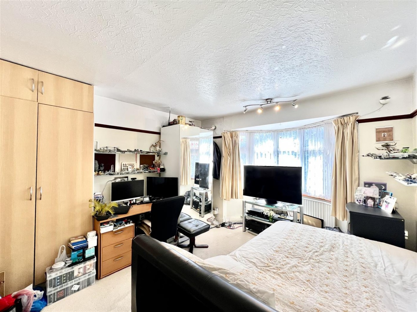 Images for Legrace Avenue, Hounslow, TW4