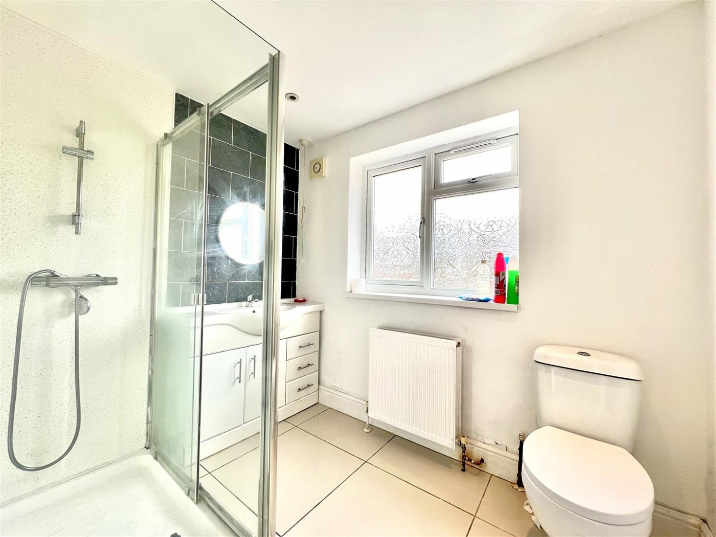 Images for Queens Road, Southall, UB2