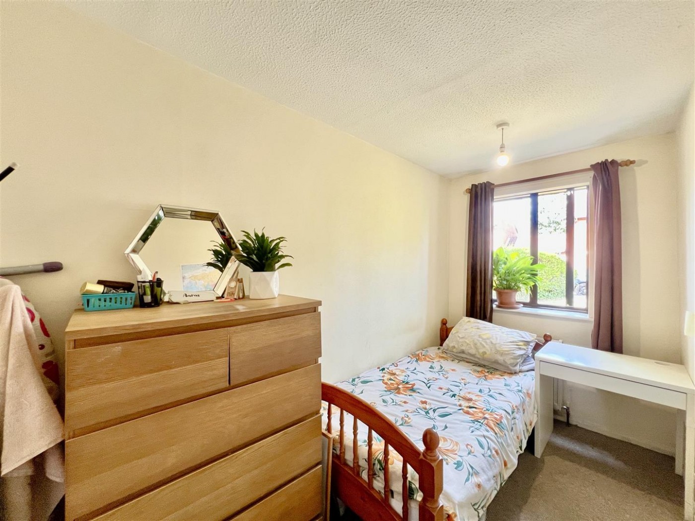Images for Charleston Close, Feltham