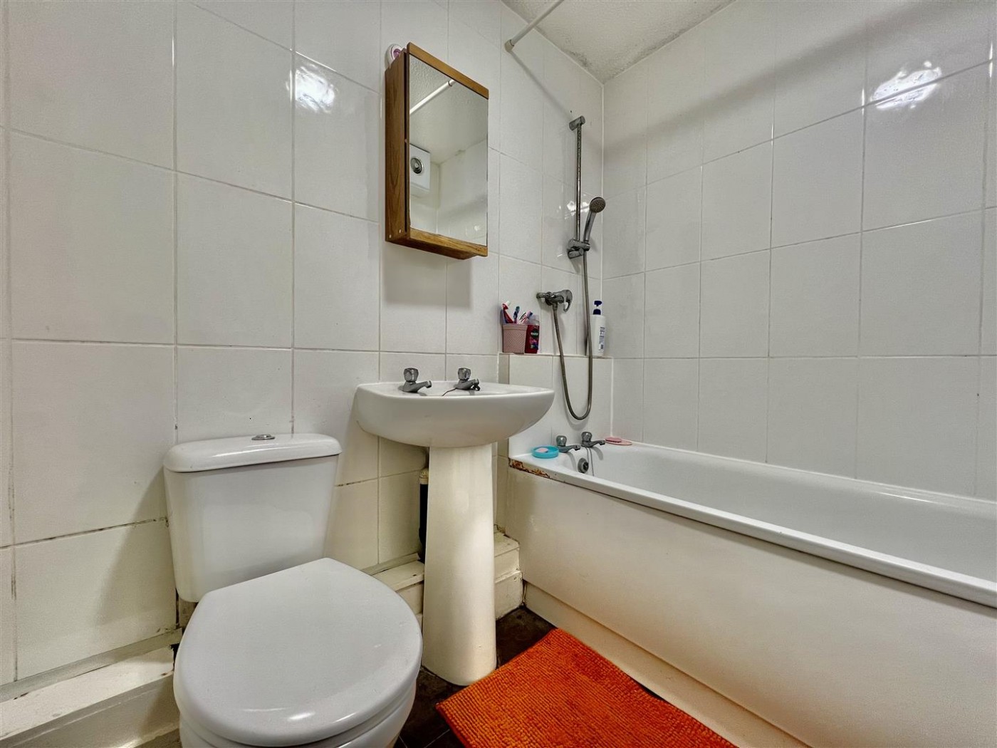 Images for Charleston Close, Feltham